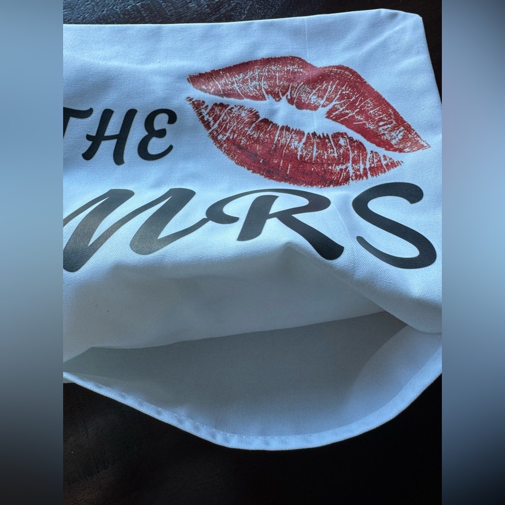 NEW The Mrs. White Apron with Red Lips Print – Bridal or Wedding Gift - Picture 2 of 8